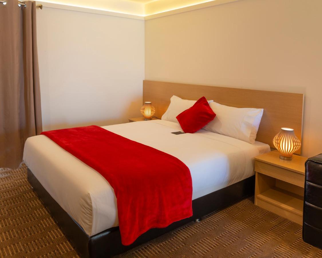 V Motel Κράισττσερτς Εξωτερικό φωτογραφία